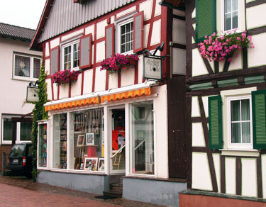 Atelier Volk - photo studio owned by friends