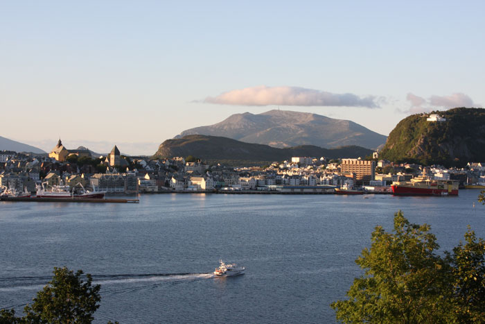 sun setting on Aalesund