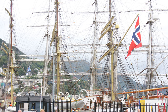 Tall ship masts